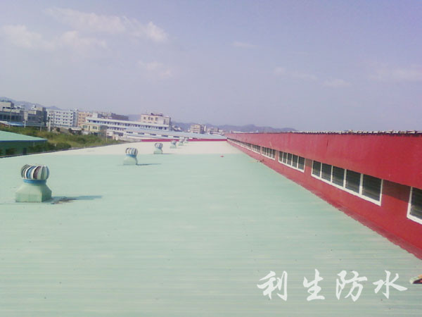 彩钢瓦屋面做防腐漆4